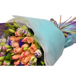 Elegant Surprise 18pcs Champagne Roses Bouquet